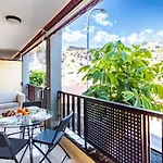 Peaceful One Bedroom Апартаменты