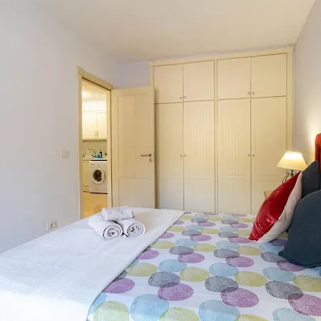 Peaceful One Bedroom *